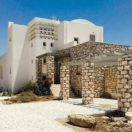 Mella Villa *